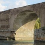 پاورپوینت بررسی سازه سنتی پل بیستون کرمانشاه ۴۶ اسلاید  دانلود پروژه